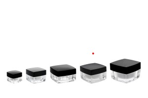 Pot carré de luxe pour crème de 30ml en acrylique avec couvercle noir, avec joint intérieur sur le couvercle et plastique sur le pot-7