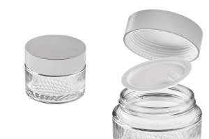 Pot en verre pour crème de 50ml avec couvercle en aluminium argenté, joint intérieur sur le couvercle et plastique sur le pot