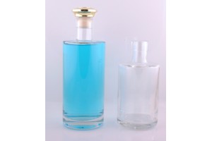 Elegante, zylindrische Flasche für Öl und Getränke 700 ml-3