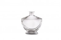 Glass decanter for beverages and oil 700 ml