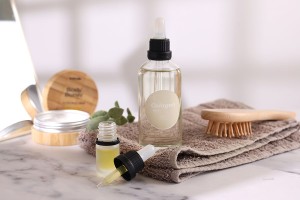 Pipettenmontur 100ml mit schwarzem breitem Sicherheitsverschluss und schwarzem oder transparentem Gummi- Einzelverpackung-εικόνα_σύνθεση