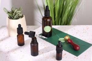 Shishe qelqi për vajra esenciale 10 ml ngjyrë karamel me grykë PP18   -εικόνα_σύνθεση