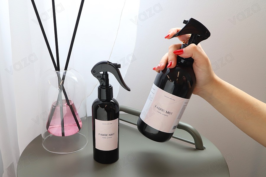 Bouteille PET en couleur noire de 500 ml (28/410) - 10 pcs Bouteille PET en couleur noire de 500 ml (28/410) - 10 pcs-photo_groupe