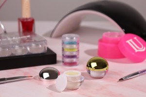Luxuriöse Cremedose 5ml mit Abdichtscheibe -12 Stücke-bildgruppe