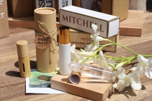 Transparent 10ml glass roll-on bottle with glass roll-on ball and silver stripe jar cap-εικόνα_σύνθεση