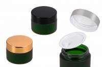 Petit bocal vert en verre de 30ml avec joint en plastique sur le bocal et à l'intérieur du couvercle