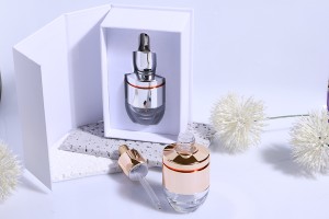 Weiße Papierbox mit Magnetverschluss 90x140x55mm (für 30-ml-Flaschen Code: 1020-70-0)-3