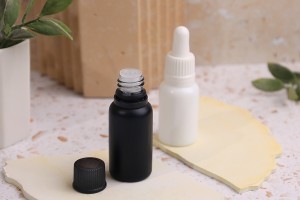 Bouchon de sécurité étroit en plastique pour compte-gouttes de 5 à 100 ml en blanc ou noir-3