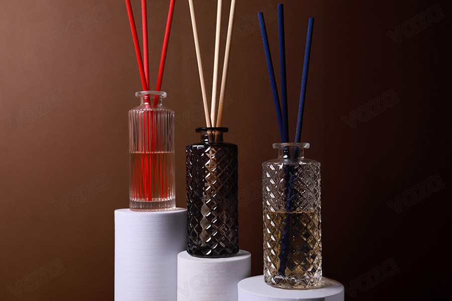 Bottiglia decorativa in vetro goffrato da 150 ml per diffusore a bastoncini-gruppo_immagini