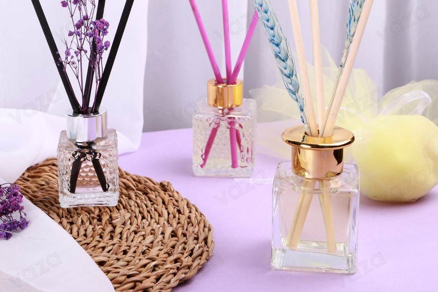 Glass bottle 100 ml (PP28) square suitable for room fragrance-image_group