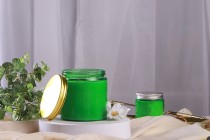 Pot en verre 100 ml vert avec couvercle en aluminium et doublure intérieure - 6 pcs Pot en verre 100 ml vert avec couvercle en aluminium et doublure intérieure - 6 pcs