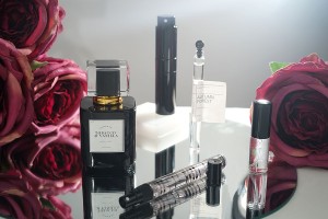 Luxus-Parfümflasche aus Glas 100 ml (15/400) in Weiß oder Schwarz-εικόνα_σύνθεση