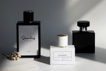 Γυάλινη φιάλη αρωμάτων 50ml (15/400) σε ορθογώνιο σχήμα μαύρο ή λευκό χρώμα
