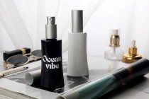 Γυάλινη φιάλη αρωματοποιίας 50 ml οβάλ σε μαύρο ή λευκό χρώμα (18/415)	