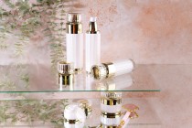 Luxury airless 50ml acrylic bottle with cream pump and acrylic cap Luxury airless 50ml acrylic bottle with cream pump and acrylic cap