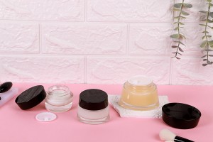 Pot en verre transparent 100 ml pour crème avec couvercle et joint en plastique-εικόνα_σύνθεση