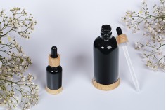 Glasflasche 20 ml schwarz mit Kunststofftropfer und Sockel im Holzdesign
