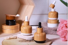 Μπουκαλάκι 30 ml γυάλινο με πλαστική επικάλυψη και σταγονομετρητή σε σχέδιο ξύλου