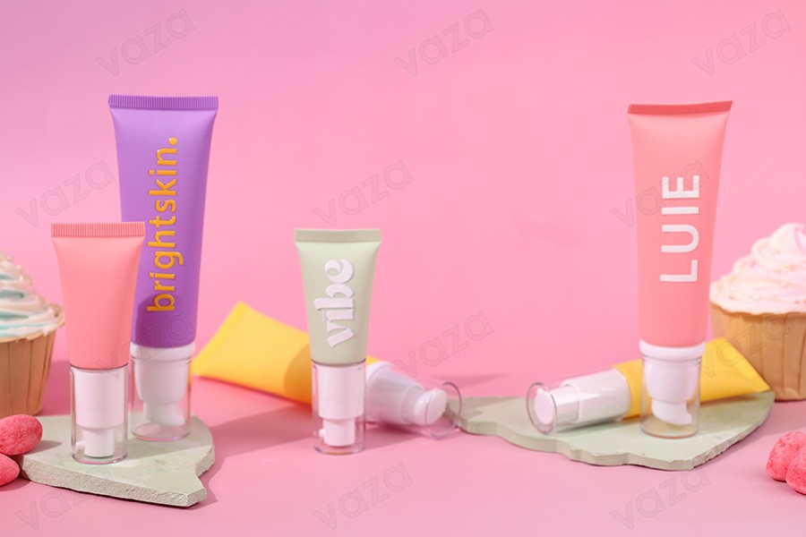 Σωληνάριο πλαστικό 30 ml σε διάφορα ματ χρώματα με λευκή αντλία και διάφανο καπάκι-εικόνα_σύνθεση