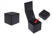 Cutie de lux cu inchidere magnetica de culoare neagra 110x110x110 mm cu carcasa interioara din plastic (pentru borcane cod 1105-2-0)