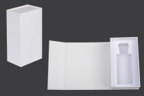 Boîte en papier blanc avec fermeture magnétique 90x160x60 mm (pour flacons de 100 ml code : 315-7-100 et 1110-9-100-1-0) Boîte en papier blanc avec fermeture magnétique 90x160x60 mm (pour flacons de 100 ml code : 315-7-100 et 1110-9-100-1-0)