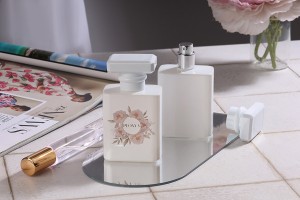 Glasparfümflasche 50 ml in weißer Farbe mit Zerstäuber und Verschluss-εικόνα_σύνθεση