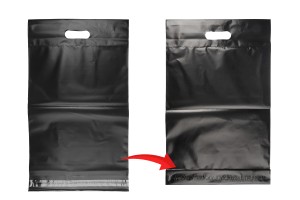 Kuriertaschen 300 x 400 mm schwarz, wasserdichtes PE mit Selbstklebeverschluss und Tragegriff – 100 Stück-εικόνα_σύνθεση