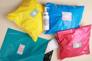 Buste per trasporto corriere 250x350 mm in PE impermeabile con chiusura autoadesiva in vari colori - 100 pz-εικόνα_σύνθεση