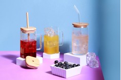 Glass jar 350 ml squared with wooden cap and hole for straw