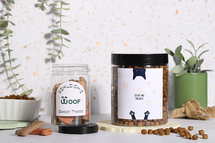 Transparent 500ml plastic jar for bath soaks with black cap in size  83x100 mm
