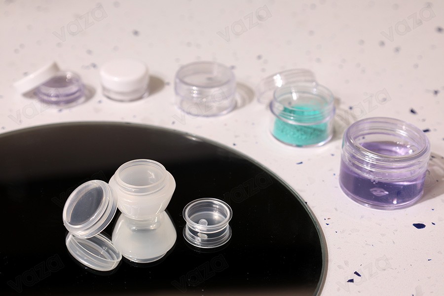 Βάζο για κρέμα 10 ml ακρυλικό, ημιδιάφανο με πλαστικό παρέμβυσμα - 12 τμχ-εικόνα_σύνθεση