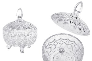 Centrotavola - Porta cioccolatini in vetro di vetro rotonda con coperchio, 3 piedi e disegni in rilievo - 120x95 mm.-εικόνα_προϊοντική