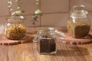 Pot en verre hexagonal de 100ml 53 x 80 mm avec fermeture hermétique (fil et caoutchouc sur le couvercle)-εικόνα_σύνθεση