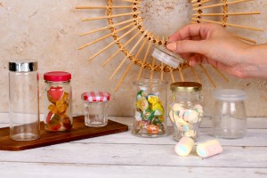 Pot rond en verre de 100ml avec couvercle en plastique-3