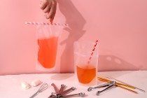 Συσκευασία τύπου Doy Pack 500 ml διάφανη με κλείσιμο zip και τρύπες για καλαμάκι και μεταφορά - 50 τμχ Συσκευασία τύπου Doy Pack 500 ml διάφανη με κλείσιμο zip και τρύπες για καλαμάκι και μεταφορά - 50 τμχ