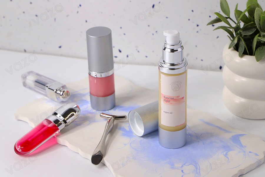 Μπουκάλι airless για κρέμα 30 ml με ακρυλικό διάφανο σώμα  και καπάκι αλουμινίου-εικόνα_σύνθεση