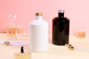Zylindrische Glasflasche 500ml in weißer oder schwarzer Farbe-εικόνα_σύνθεση