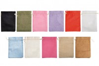 Pochette 125x175 mm en tissu de lin de différentes couleurs avec cordon