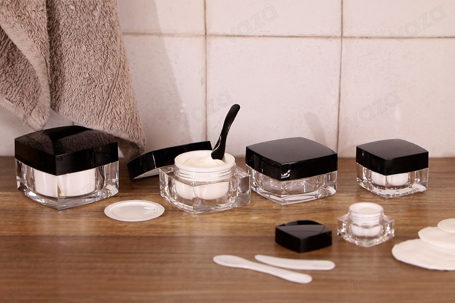Kavanoz luksoz 50 ml, akrilik me tapë të brendshme në kapak dhe tapë shtesë plastike Kavanoz luksoz 50 ml, akrilik me tapë të brendshme në kapak dhe tapë shtesë plastike -imazh_grup