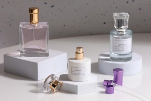 Acryl-Sprühpumpe und Kappe mit 15/400-Finish in Gold- oder Silberfarbe – erhältlich in einer Packung mit 6 Stück-εικόνα_σύνθεση