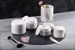 Plastic jar 100 ml white with plastic gasket-3
