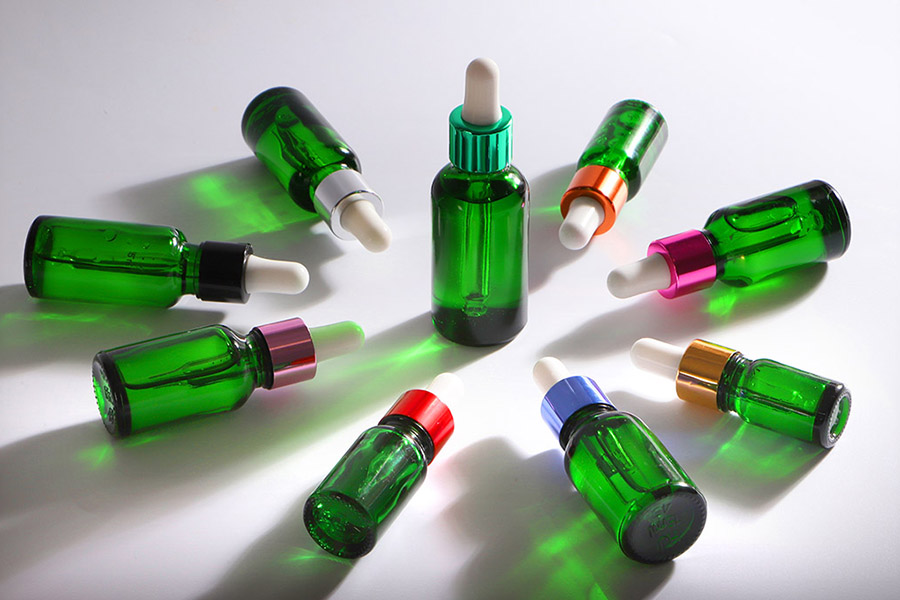 Anneau en aluminium pour compte-gouttes de 5 à 100 ml en différentes couleurs Anneau en aluminium pour compte-gouttes de 5 à 100 ml en différentes couleurs
