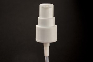 Plastic cream dispenser pump with transparent overcap and PP20 finish.-3
