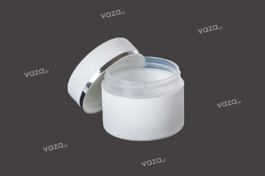 Pot en plastique blanc mat de 50 ml avec bande argentée et doublure intérieure sur le couvercle