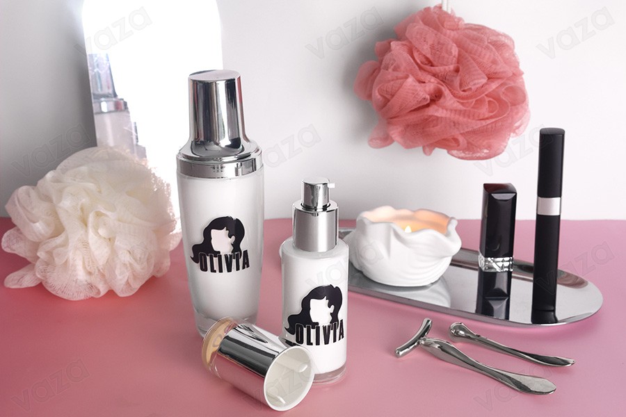 100ml glass lotion bottle with pump and elegant cover cap.-image_group