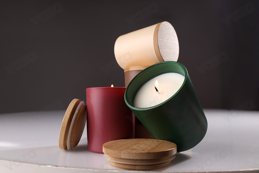 Γυάλινο βάζο 200 ml με bamboo καπάκι και λάστιχο σε διάφορα ματ χρώματα Γυάλινο βάζο 200 ml με bamboo καπάκι και λάστιχο σε διάφορα ματ χρώματα-εικόνα_σύνθεση