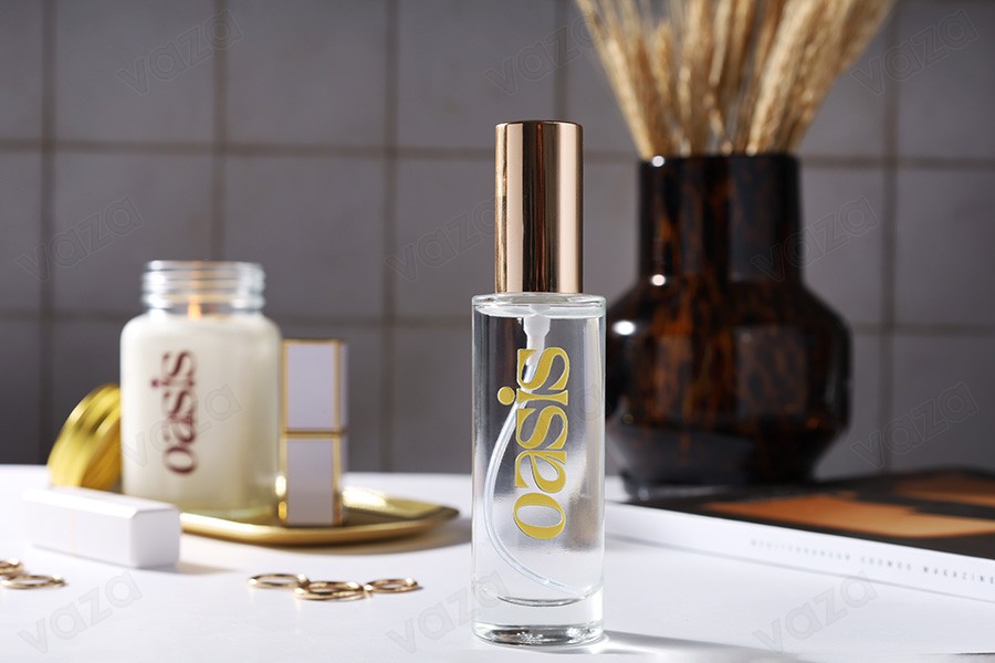 Flacon en verre transparent de 50 ml avec bec verseur 18/415-photo_groupe