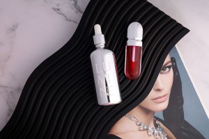 Γυάλινο μπουκαλάκι για αιθέρια έλαια 30 ml με στόμιο PP18 σε χρυσό ή ασημί χρώμα-εικόνα_σύνθεση