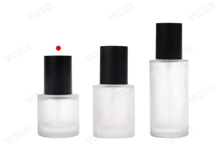 Flacon en verre sablé de 30 ml avec pompe à crème noire et bouchon noir mat-photo_groupe