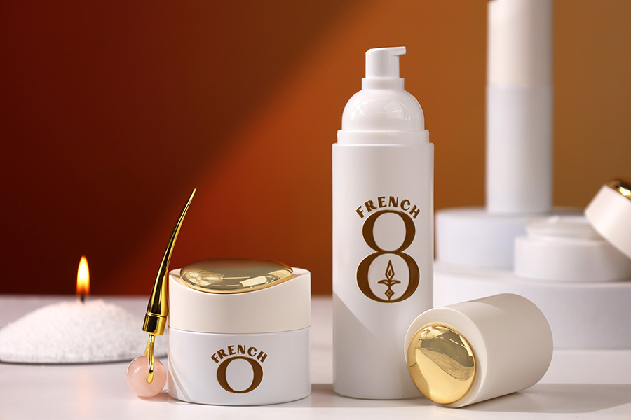 Βαζάκι πολυτελείας 50 ml σε λευκό ματ χρώμα με χρυσή λεπτομέρεια στο καπάκι (με εσωτερικό παρέμβυσμα) και πλαστικό παρέμβυσμα-εικόνα_διαστάσεις